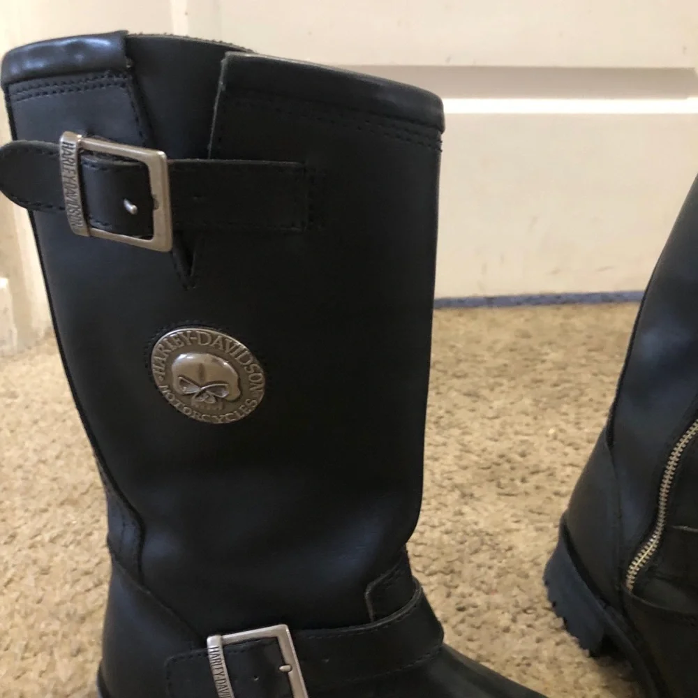Harley-Davidson men’s /women’s Black Leather Mid-Calf Buckle Boots Size 7